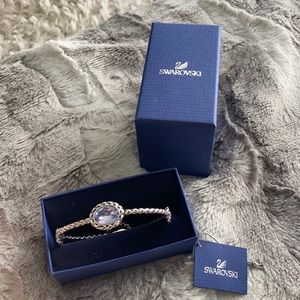 SWAROVSKI Paprika crystal bangle